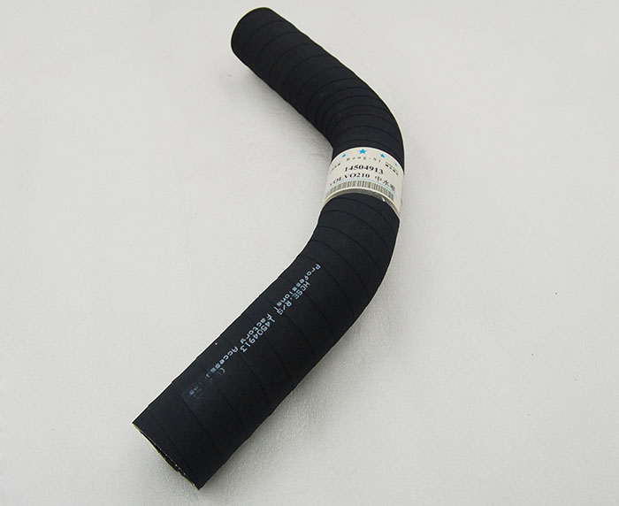 沃尔沃挖机上水管