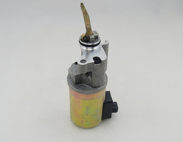 道依茨1013熄火电磁阀