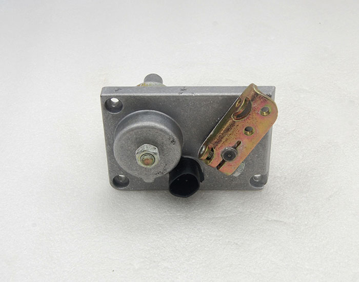 道依茨1013加浓电磁阀