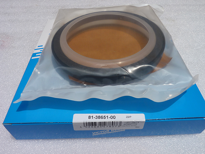 二手发动机配件