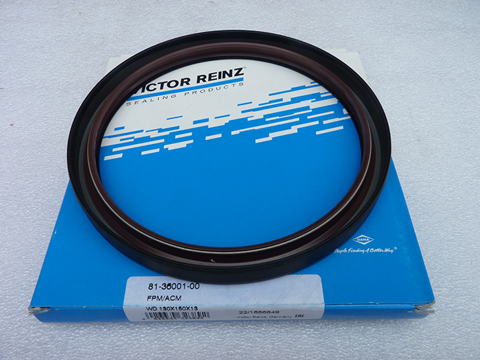 二手发动机配件