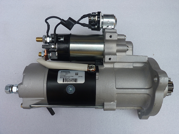 二手发动机配件