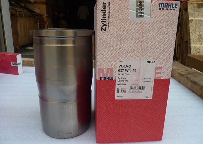 二手发动机配件