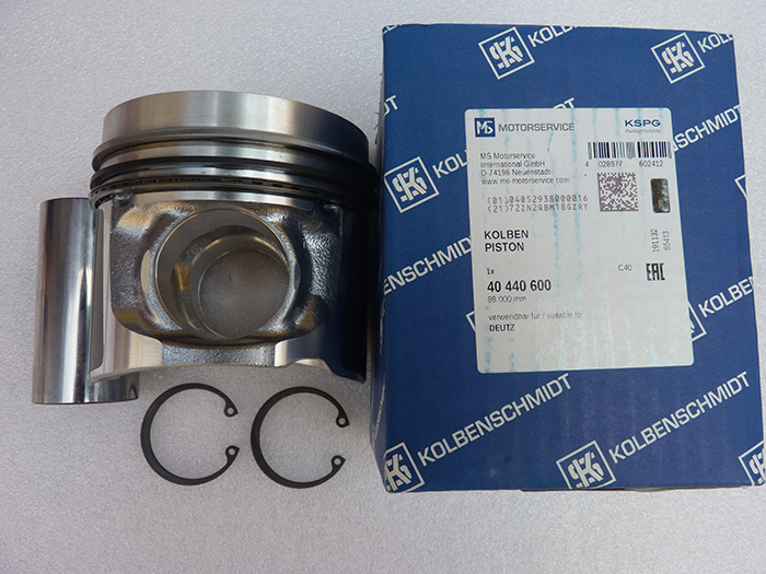 二手发动机配件